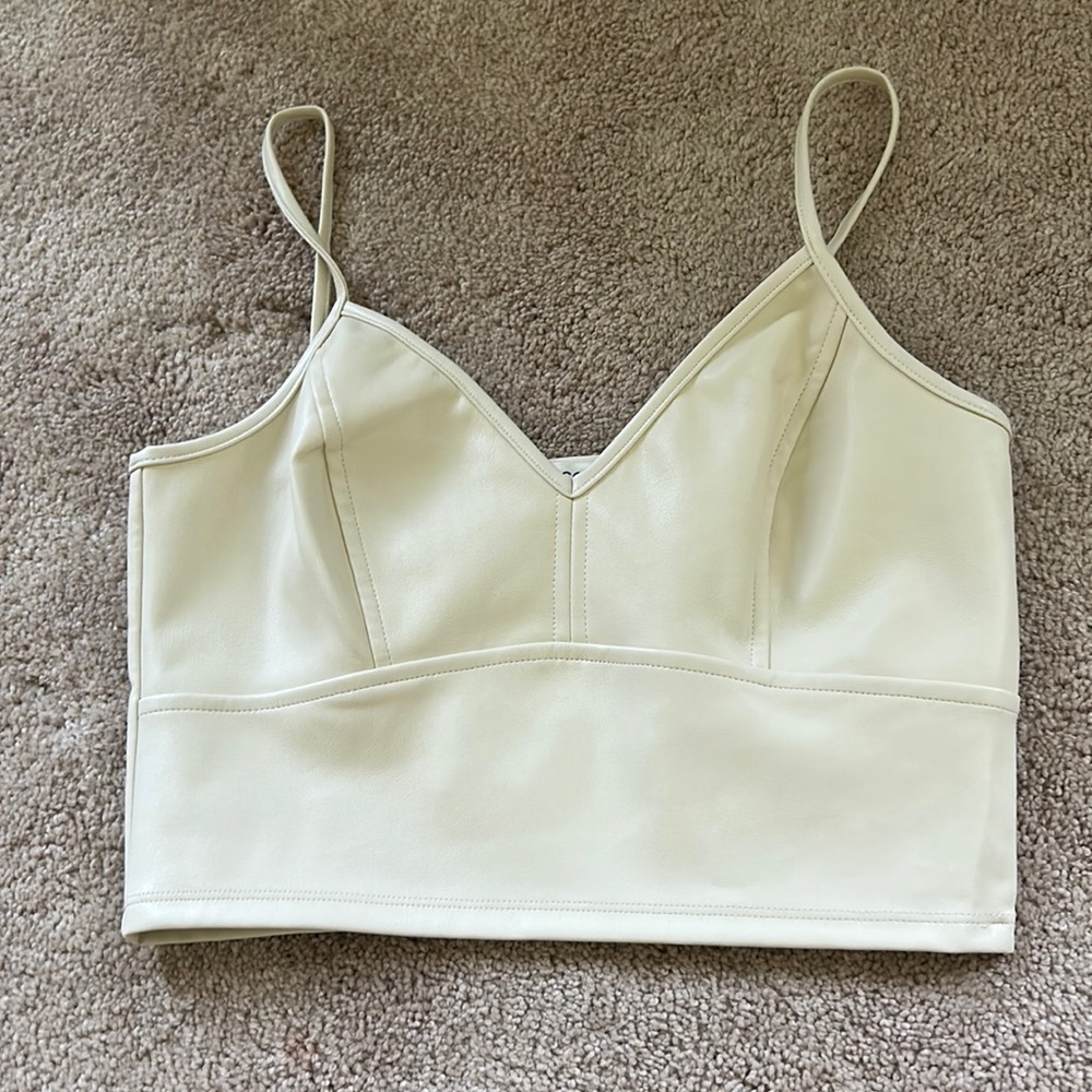 Brand new Lola grace cropped leather tank top in the color cream, size small